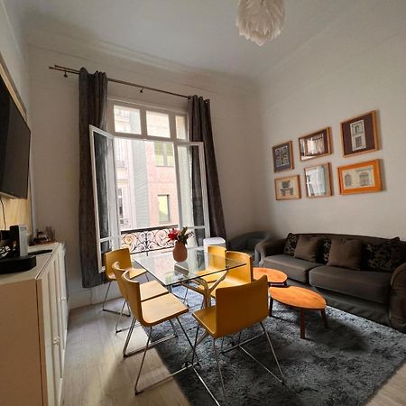 Luxury Apartment Champs-Elysees - Hala Paris Eksteriør bilde