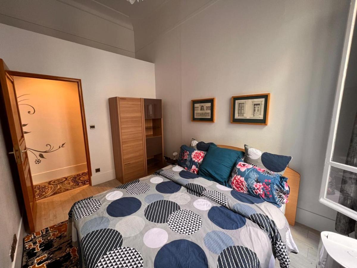 Luxury Apartment Champs-Elysees - Hala Paris Eksteriør bilde